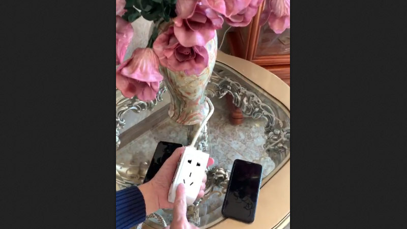 Wireless charging socket